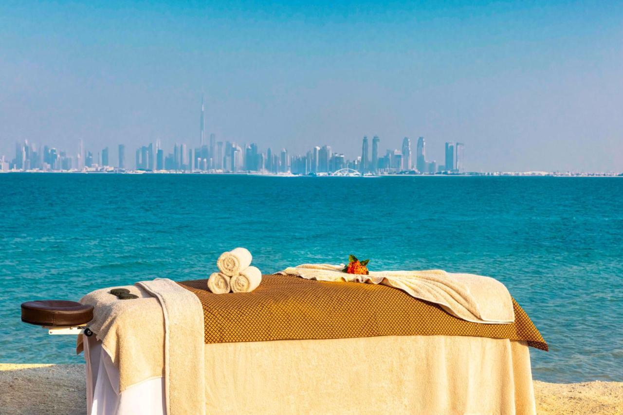 Anantara World Islands Dubai Resort Exterior photo