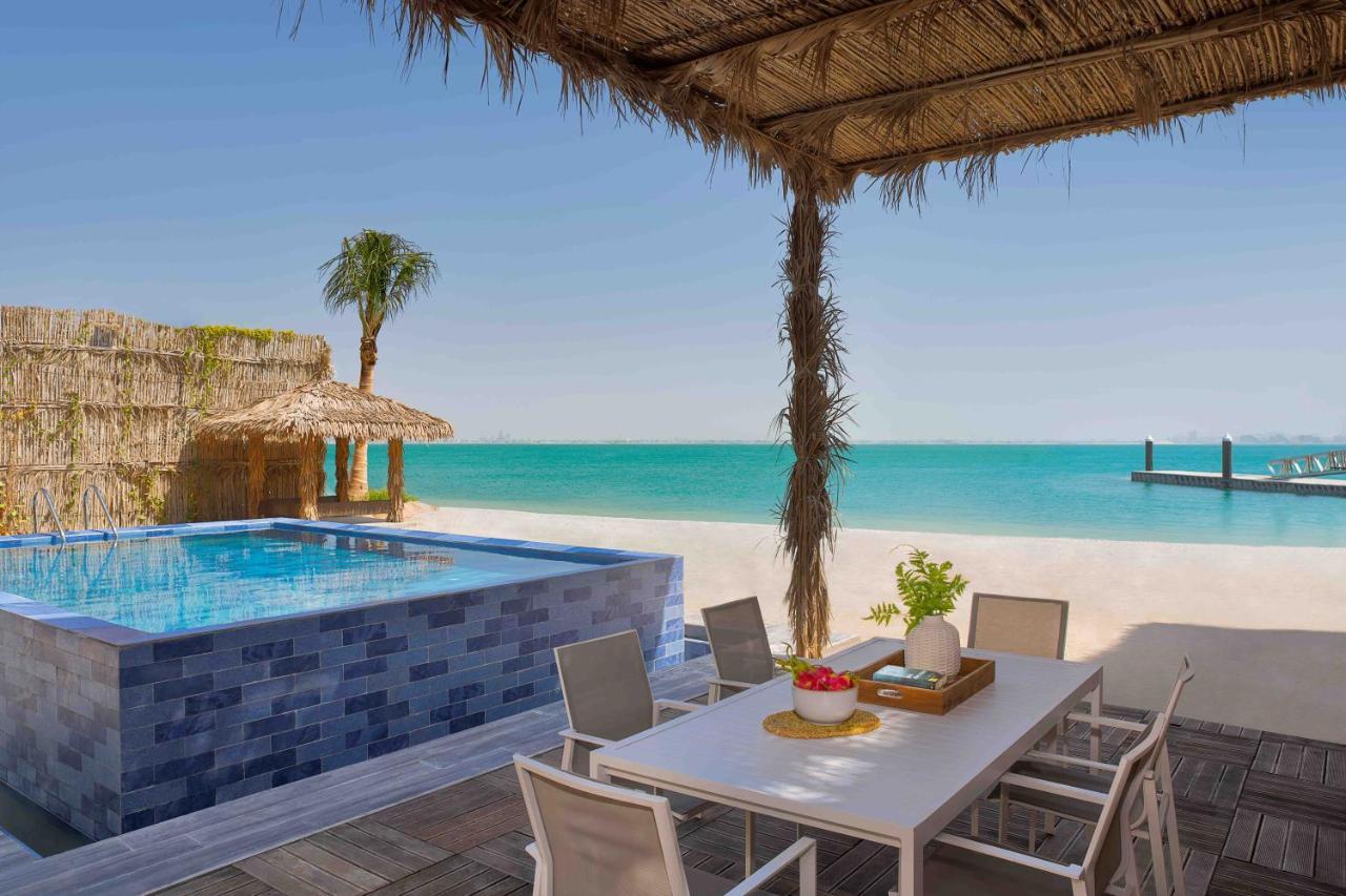 Anantara World Islands Dubai Resort Exterior photo