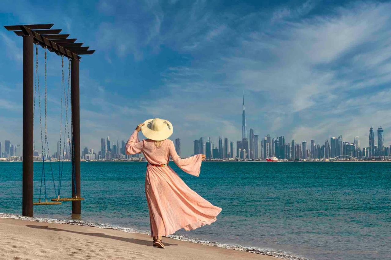 Anantara World Islands Dubai Resort Exterior photo