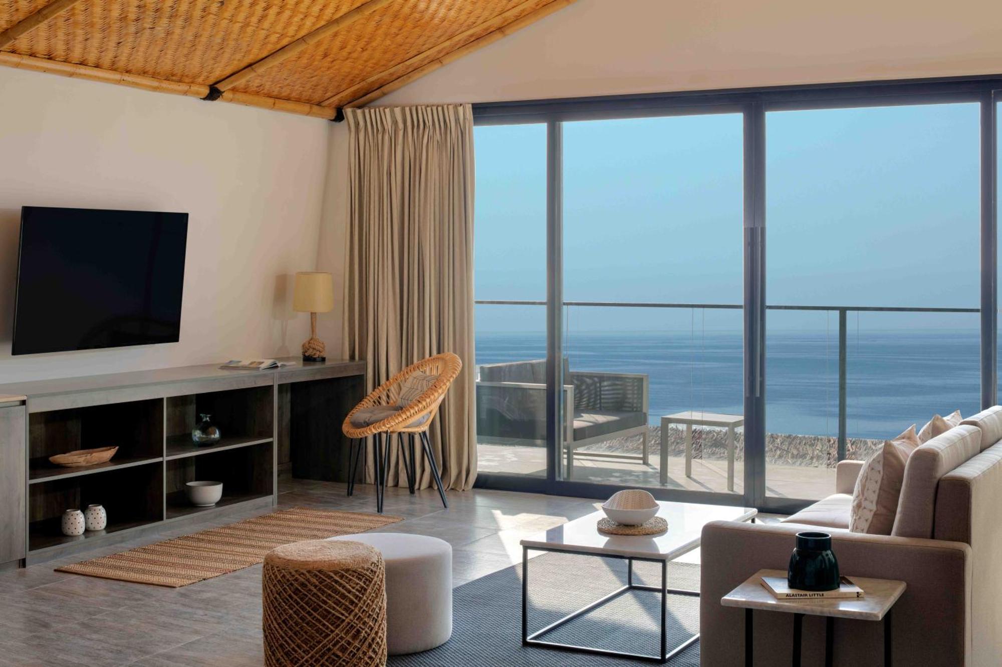 Anantara World Islands Dubai Resort Exterior photo
